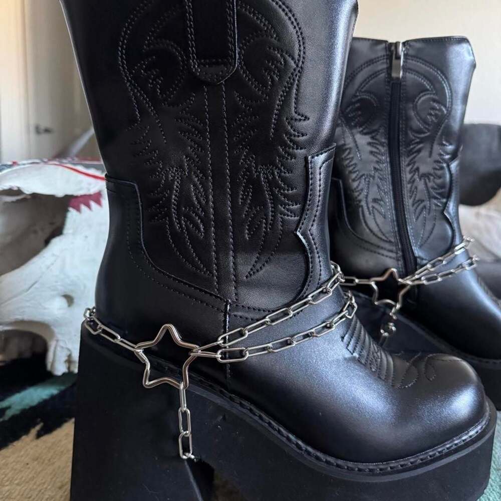 Custom Goth Star Chain Boot Harness Accessory - Picture 4 of 5